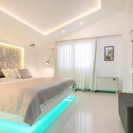 Luxury Cavo Mare Thalassa With Private Pool & Jacuzzi